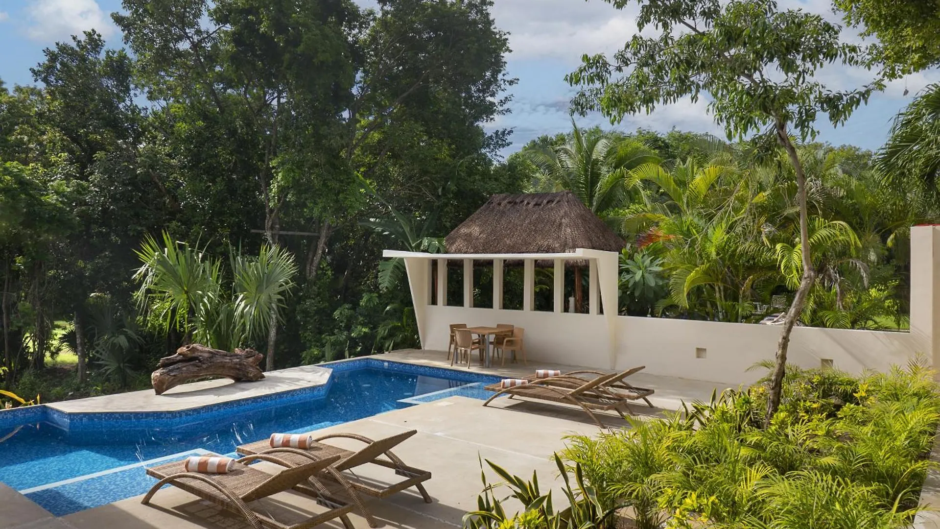 Ikana Puerto Aventuras Golf Getaway Daire